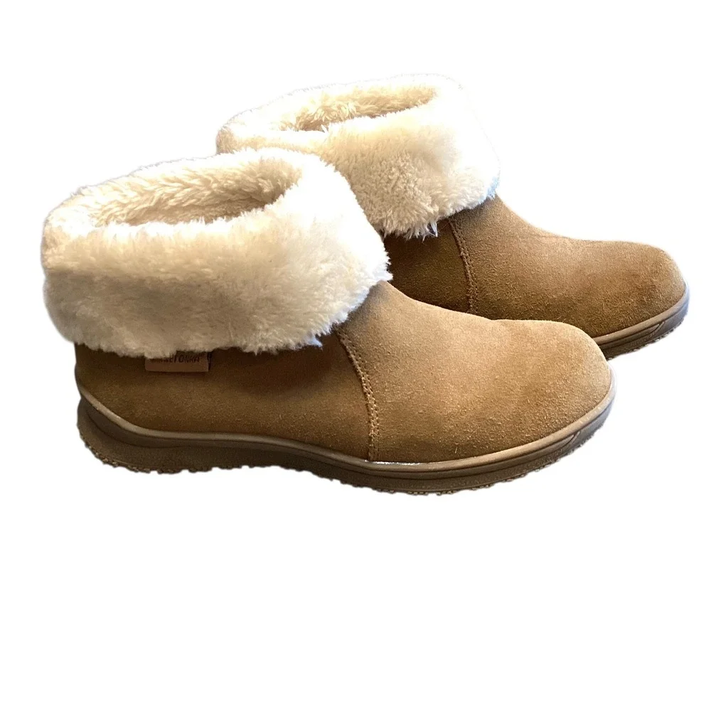 Minnetonka Torrey Tan Brown Suede Faux Fur Lined Ankle Boots Women 8 Comfort EUC - Picture 2 of 8